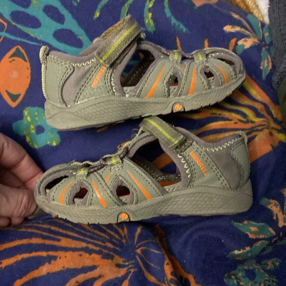 Merrell sandals - Picture 2 of 5
